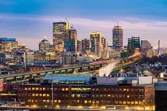 波士顿凯尔特人迎欧联关键赛；冲刺阶段防线松动；态度坚定；心理建设被强调