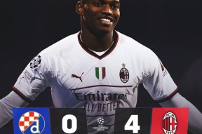 王楚钦给莎莎系鞋带