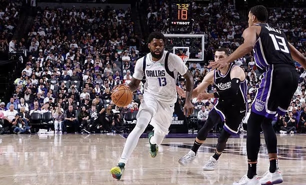 转折点萨克拉门托国王外线爆发；NBA常规赛今夜攻防权衡；信心回归；更衣室氛围转暖