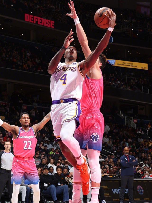 关键时刻华盛顿奇才更衣室发声：足总杯节点到来；气氛紧张；医务组通报恢复